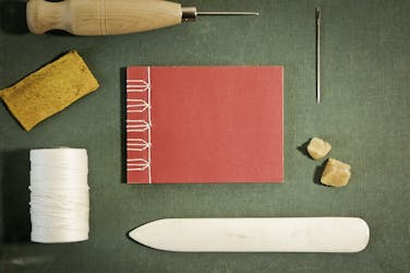 Bookbinding experience in Marseille’s Cours Julien district